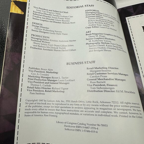 Heirloom Quilts By Leisure Arts - Picture 5 of 5